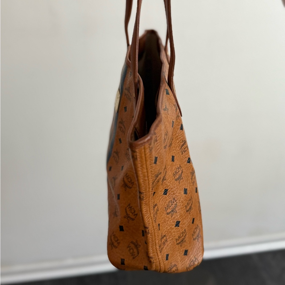 MCM Tan Shoulder Bag with Blue Stripe - Picture 3 of 8